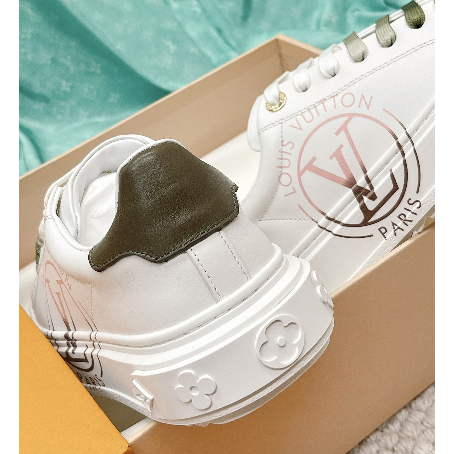 Louis Vuitton Time Out Sneaker - EUR FASHION