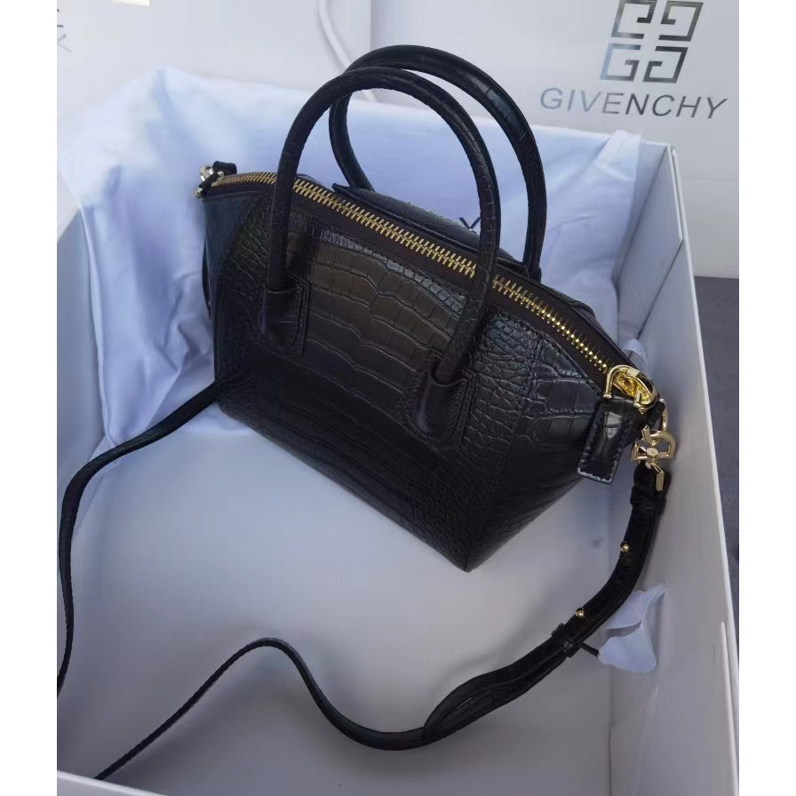 Givenchy Black Handbag(22-22-13CM) - EUR FASHION