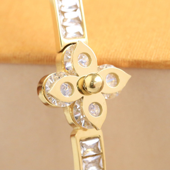 Louis Vuitton Bracelet - EUR FASHION