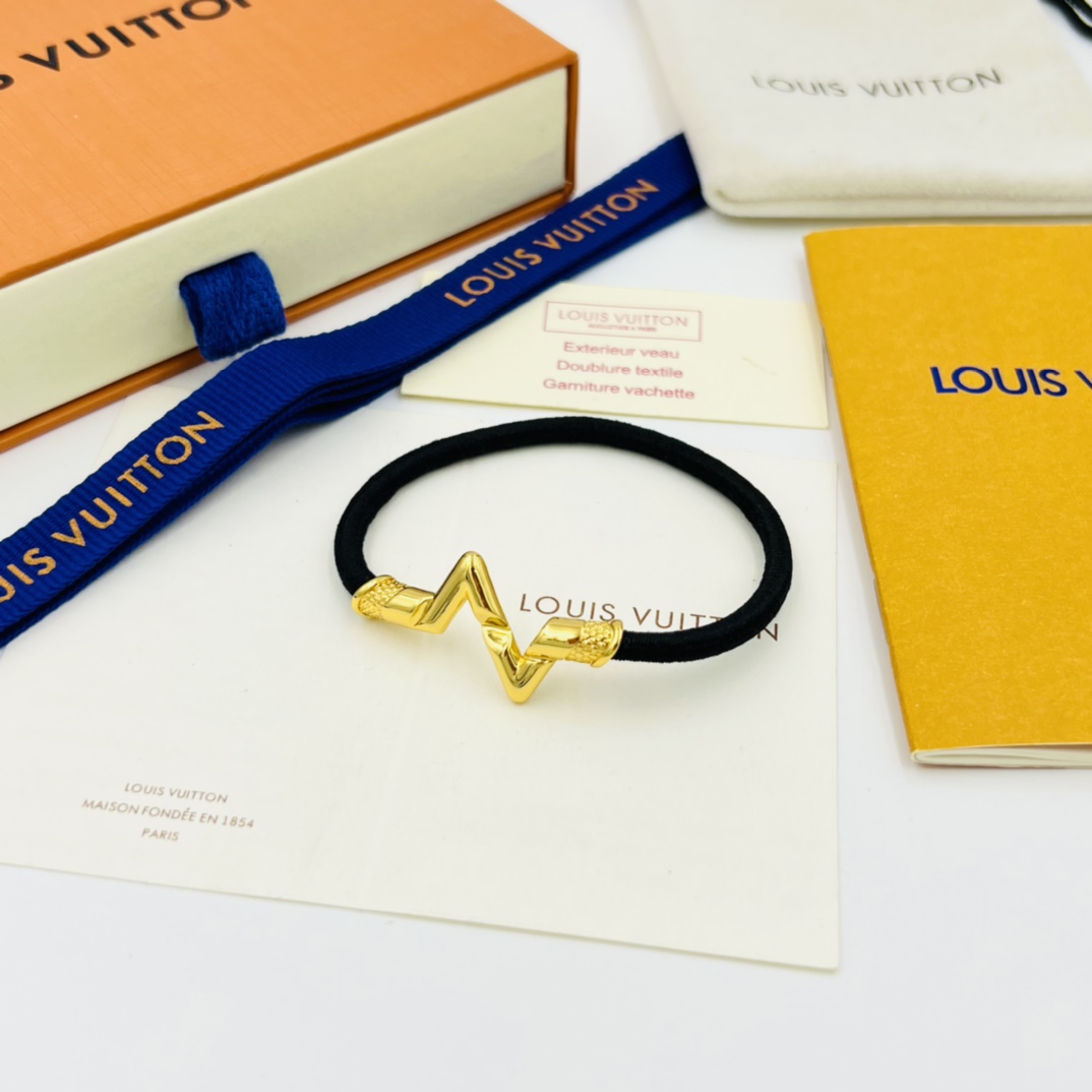 Louis Vuitton LV Volt Play 18K Bracelet - EUR FASHION