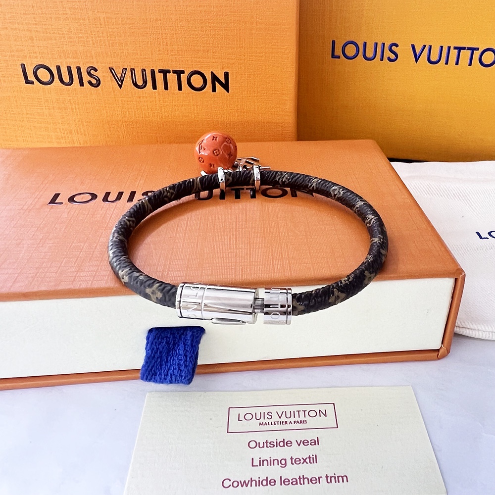 Louis Vuitton Hang It LV Fruits Bracelet - EUR FASHION