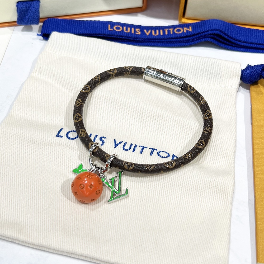 Louis Vuitton Hang It LV Fruits Bracelet - EUR FASHION
