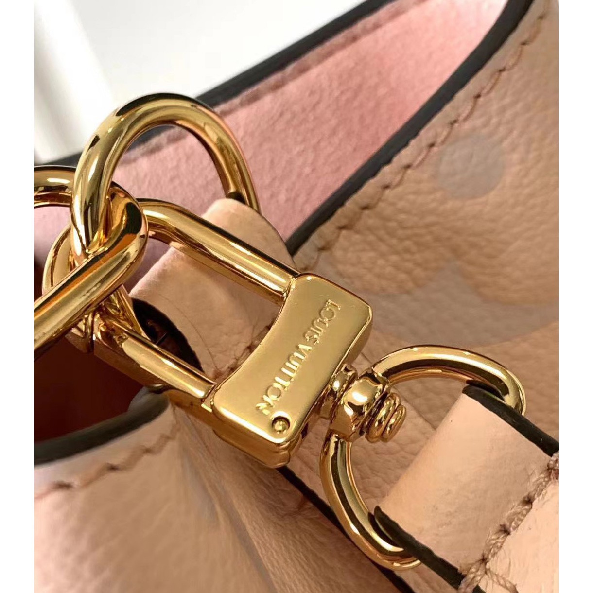 Louis Vuitton Monogram Bucket Bag （20*20*13cm） - EUR FASHION
