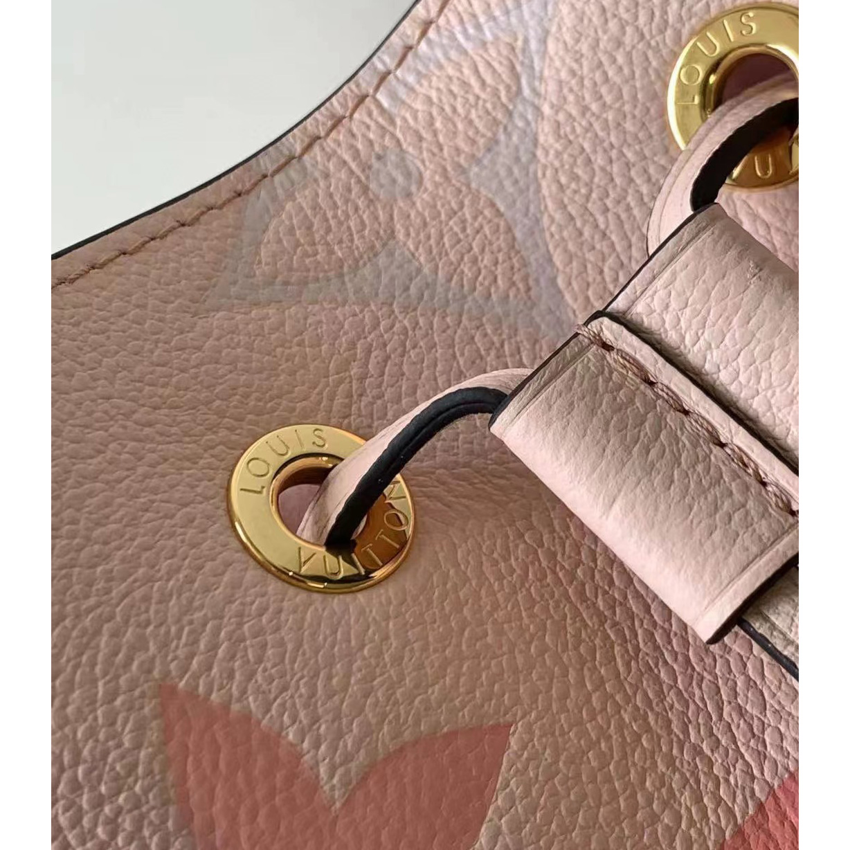 Louis Vuitton Monogram Bucket Bag （20*20*13cm） - EUR FASHION