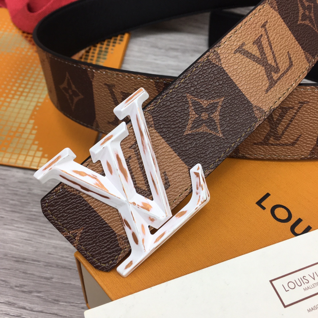Louis Vuitton Squared LV 40mm Belt - EUR FASHION