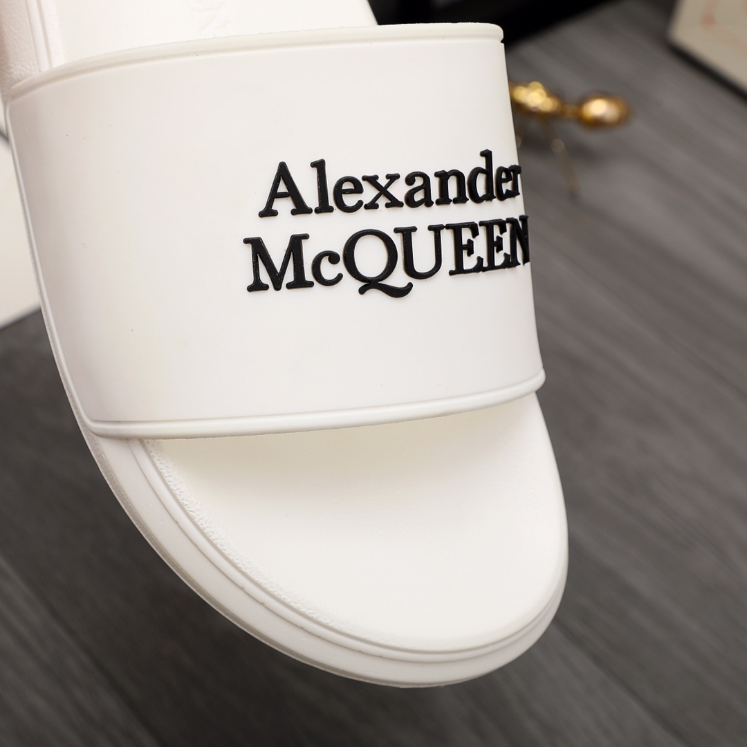 Alexander Mqueen Logo Slipper - EUR FASHION