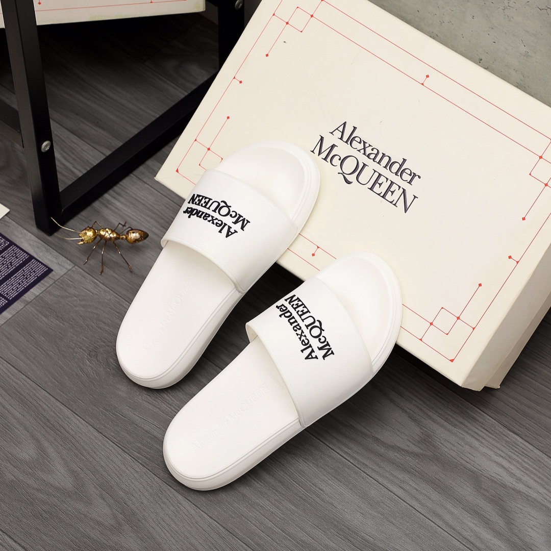 Alexander Mqueen Logo Slipper - EUR FASHION