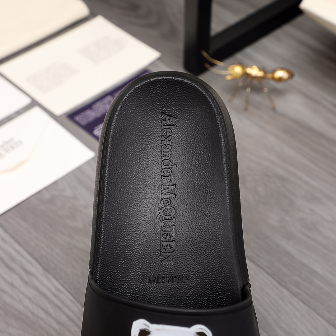 Alexander Mqueen Logo Slipper - EUR FASHION