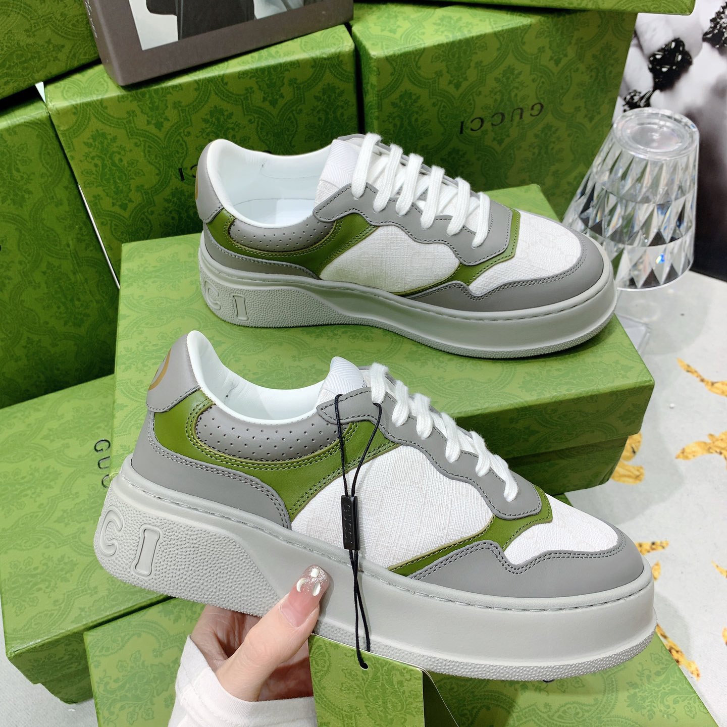 Gucci GG Chunky B Series Men's &Women's Sneakers - EUR FASHION