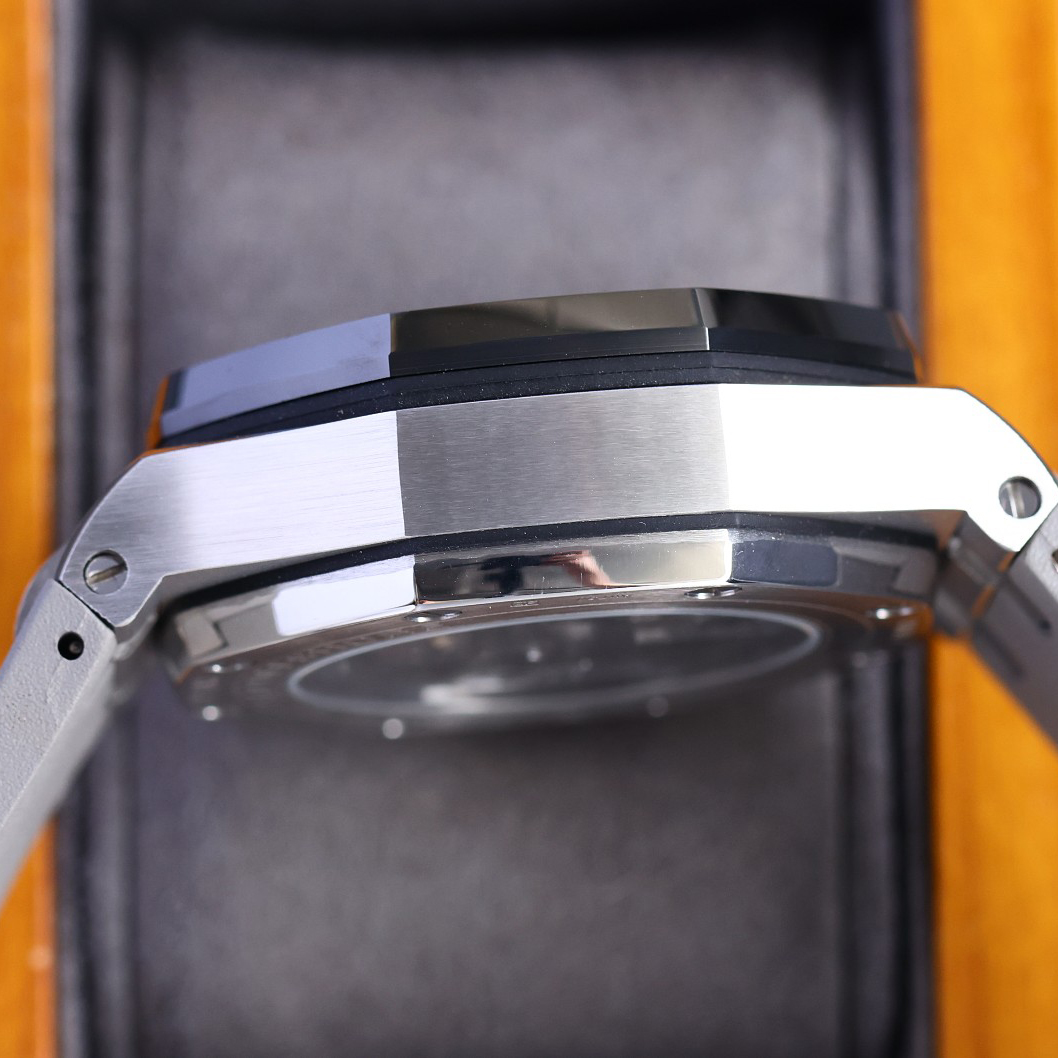 Audemars Piguet  Watch  44mm - EUR FASHION