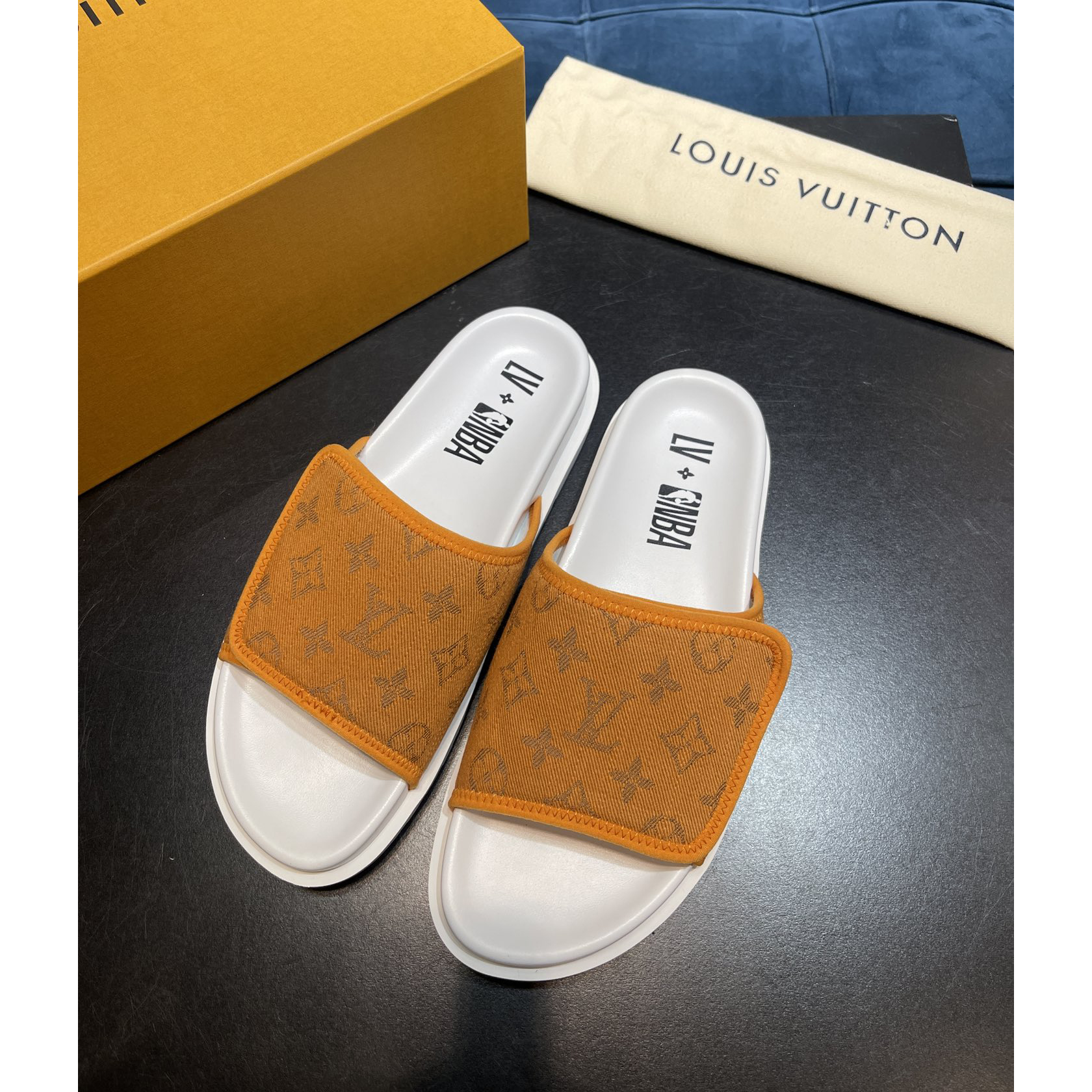 Louis Vuitton x NBA Monogram Slipper - EUR FASHION