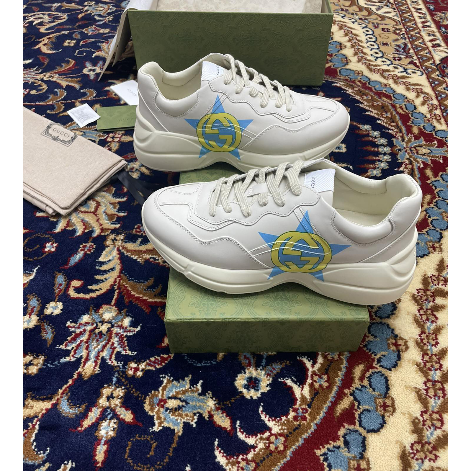 Gucci Men's Rhyton Star Print Sneakers - EUR FASHION