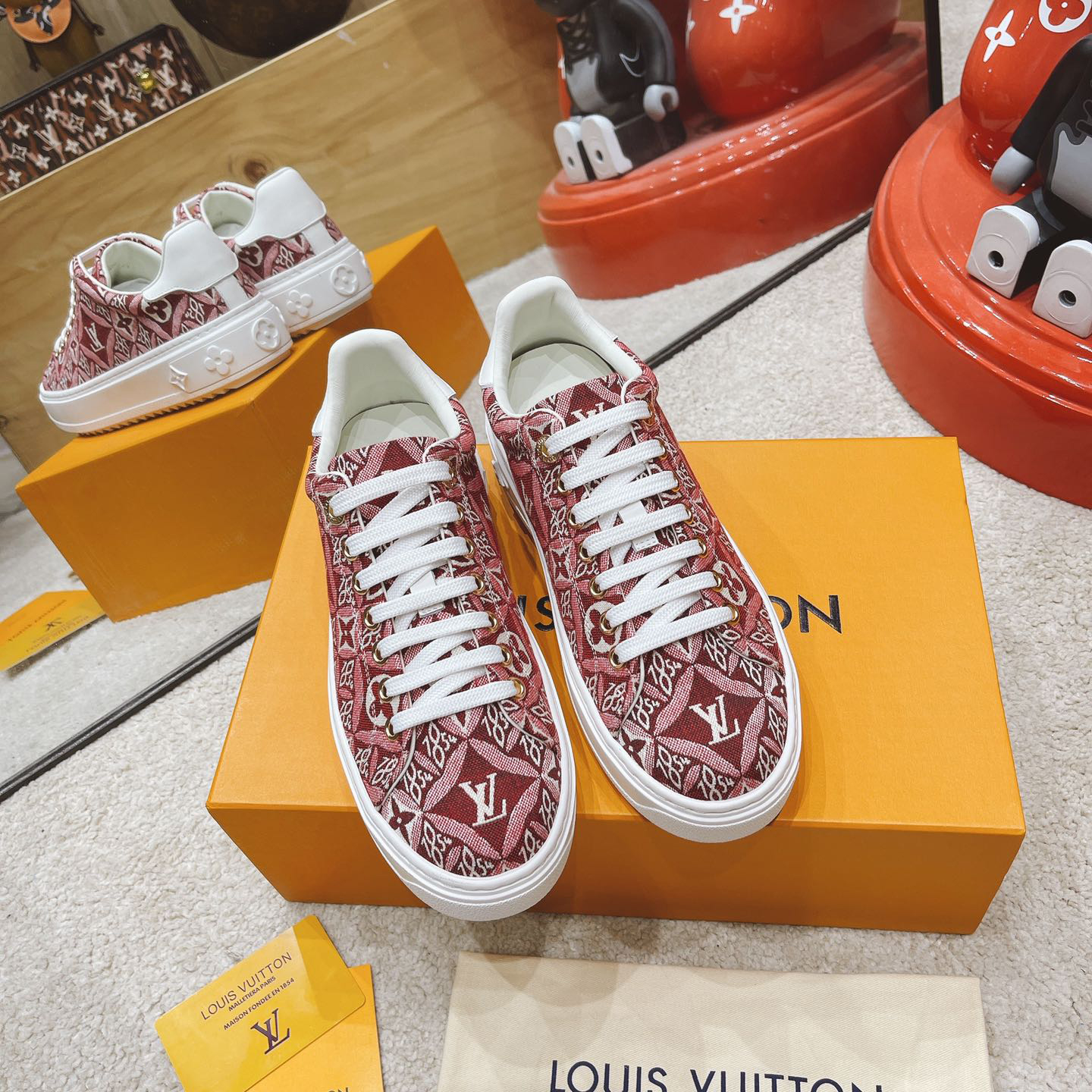 Louis Vuitton Crafty Stellar Sneaker - EUR FASHION