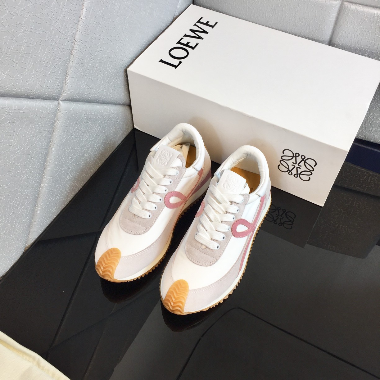 Loewe Flow Runner In Calfskin - EUR FASHION