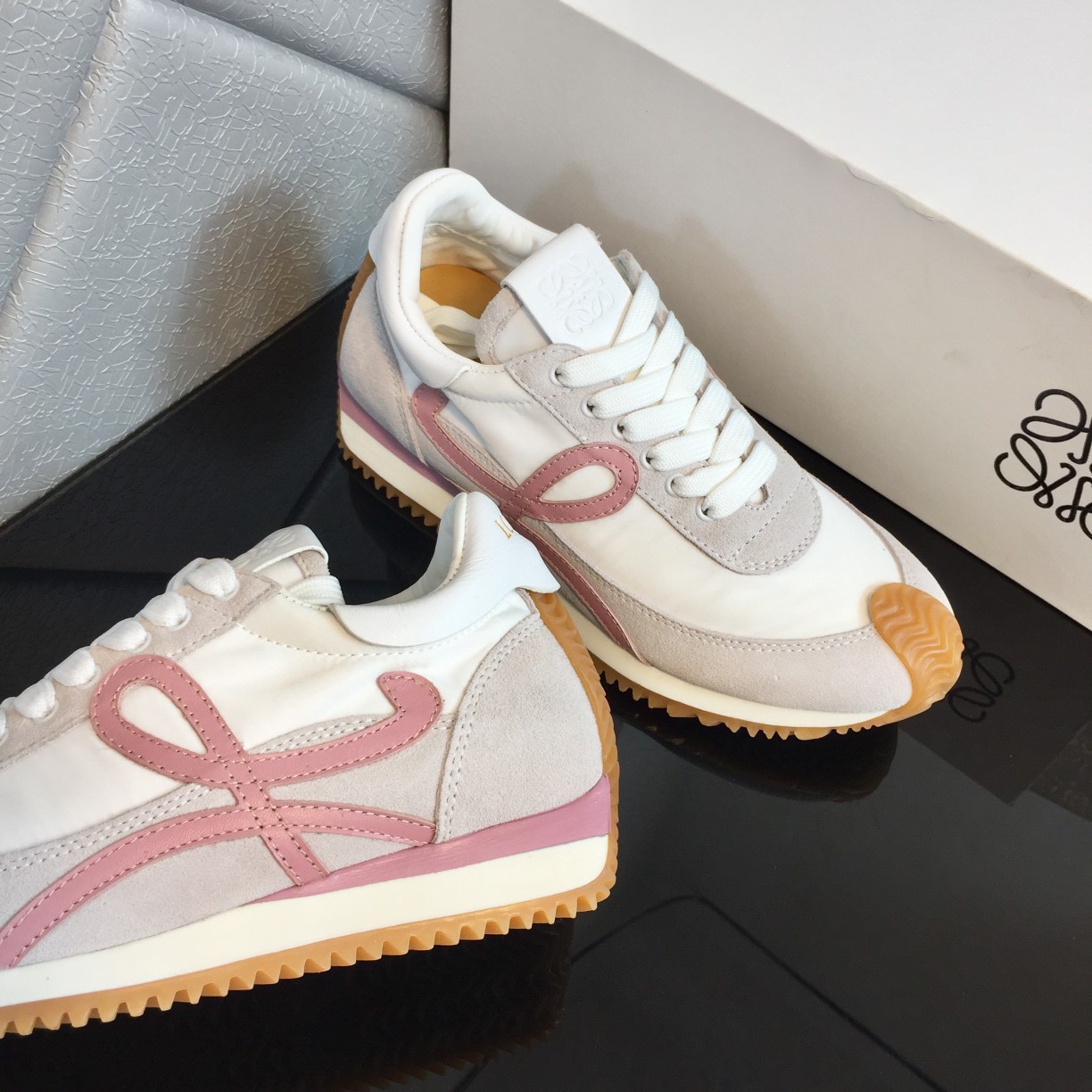 Loewe Flow Runner In Calfskin - EUR FASHION