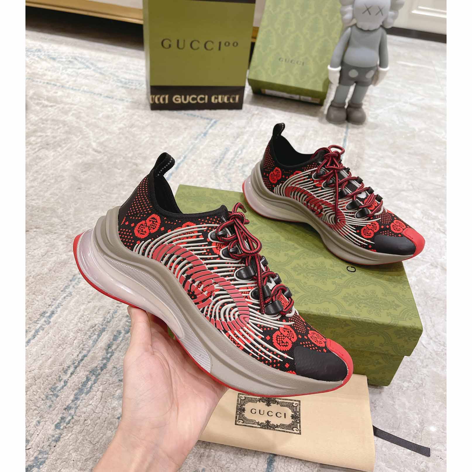 Gucci Run Sneaker  - EUR FASHION