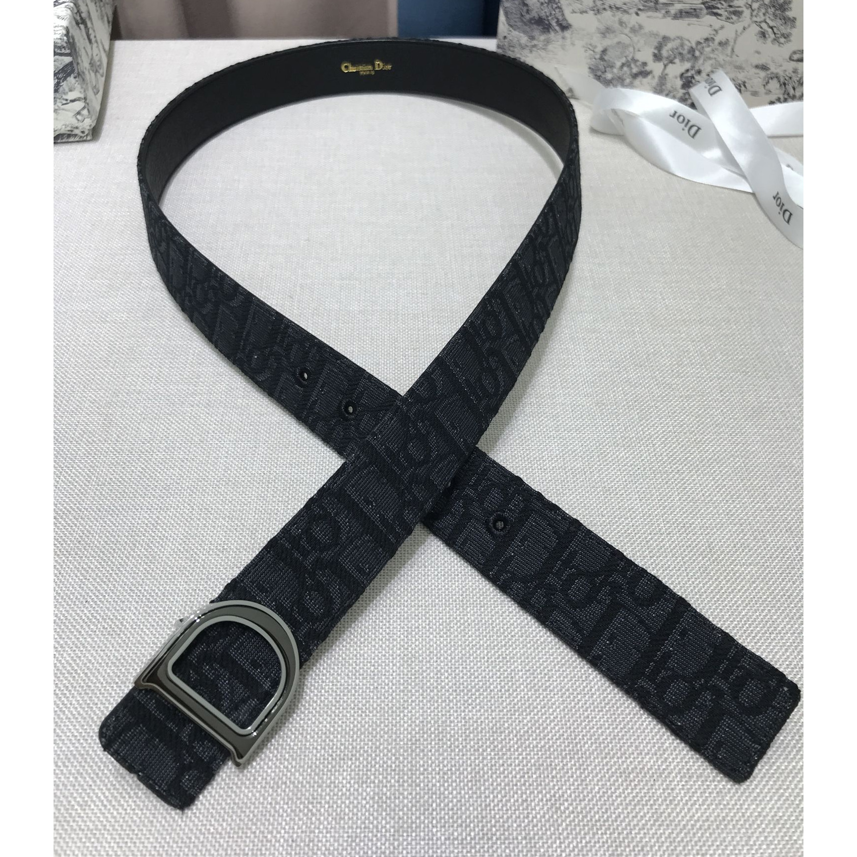 Dior Leather Belt With 'D' Buckle - EUR FASHION