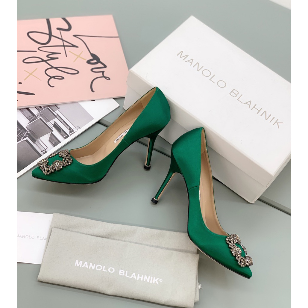 Manolo Blahnik Green Hangisi Pumps With Buckle - EUR FASHION