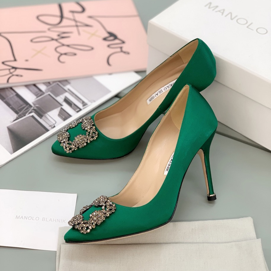 Manolo Blahnik Green Hangisi Pumps With Buckle - EUR FASHION