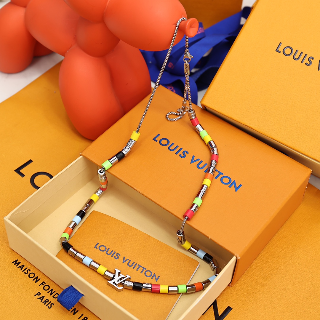 Louis Vuitton Paradise Necklace - EUR FASHION