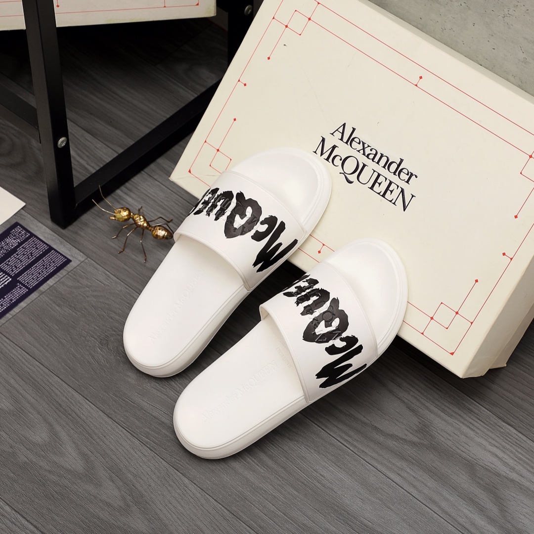 Alexander Mqueen Logo Slipper - EUR FASHION
