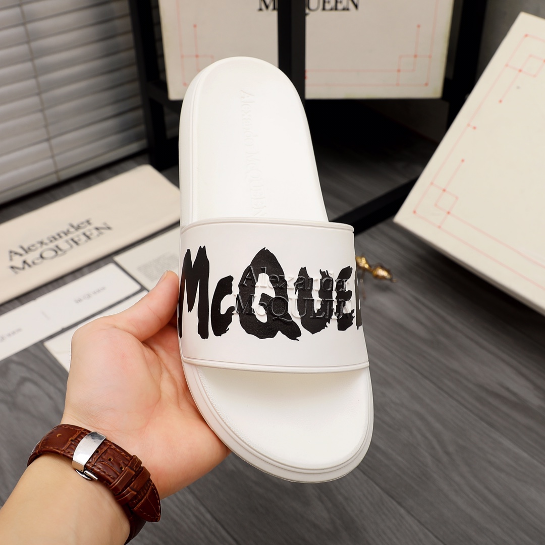 Alexander Mqueen Logo Slipper - EUR FASHION
