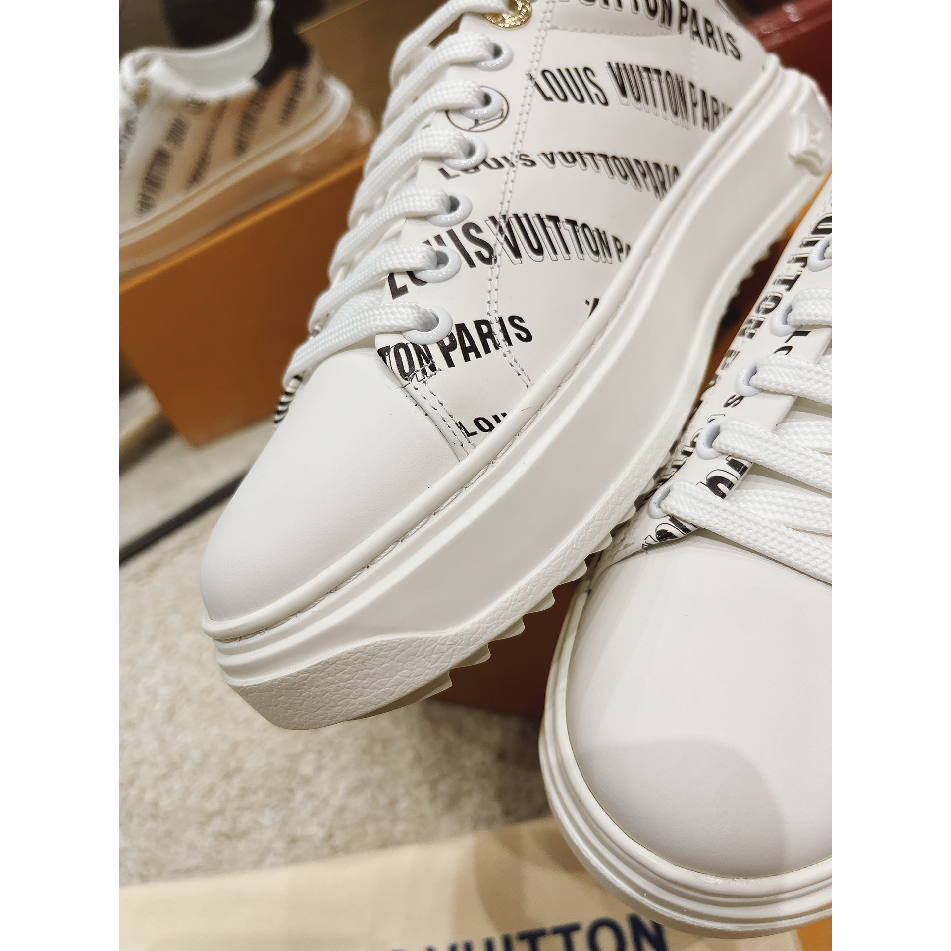 Louis Vuitton Time Out Sneaker  - EUR FASHION