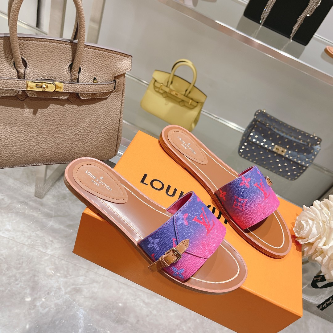 Louis Vuitton Lock It Flat Mule - EUR FASHION