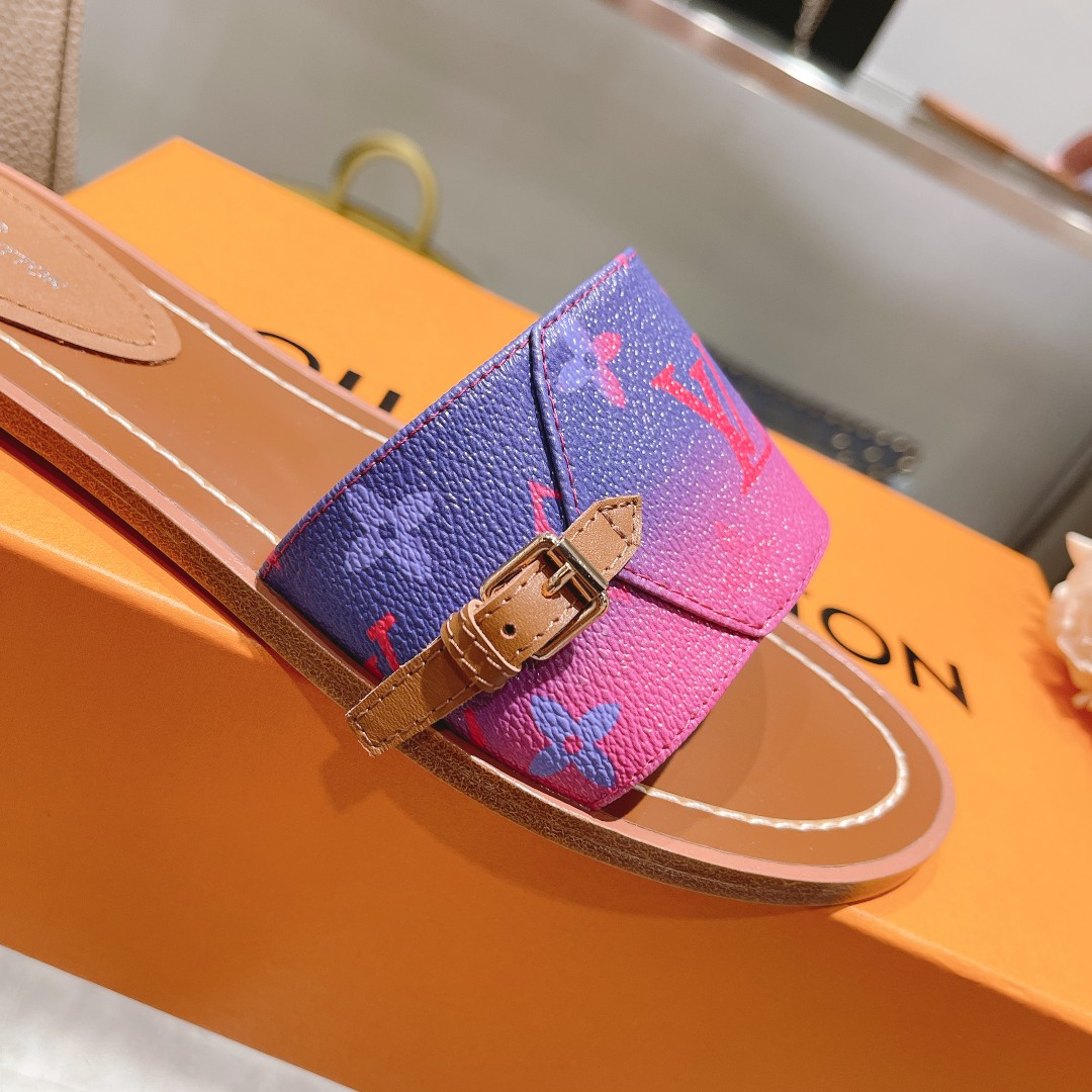 Louis Vuitton Lock It Flat Mule - EUR FASHION