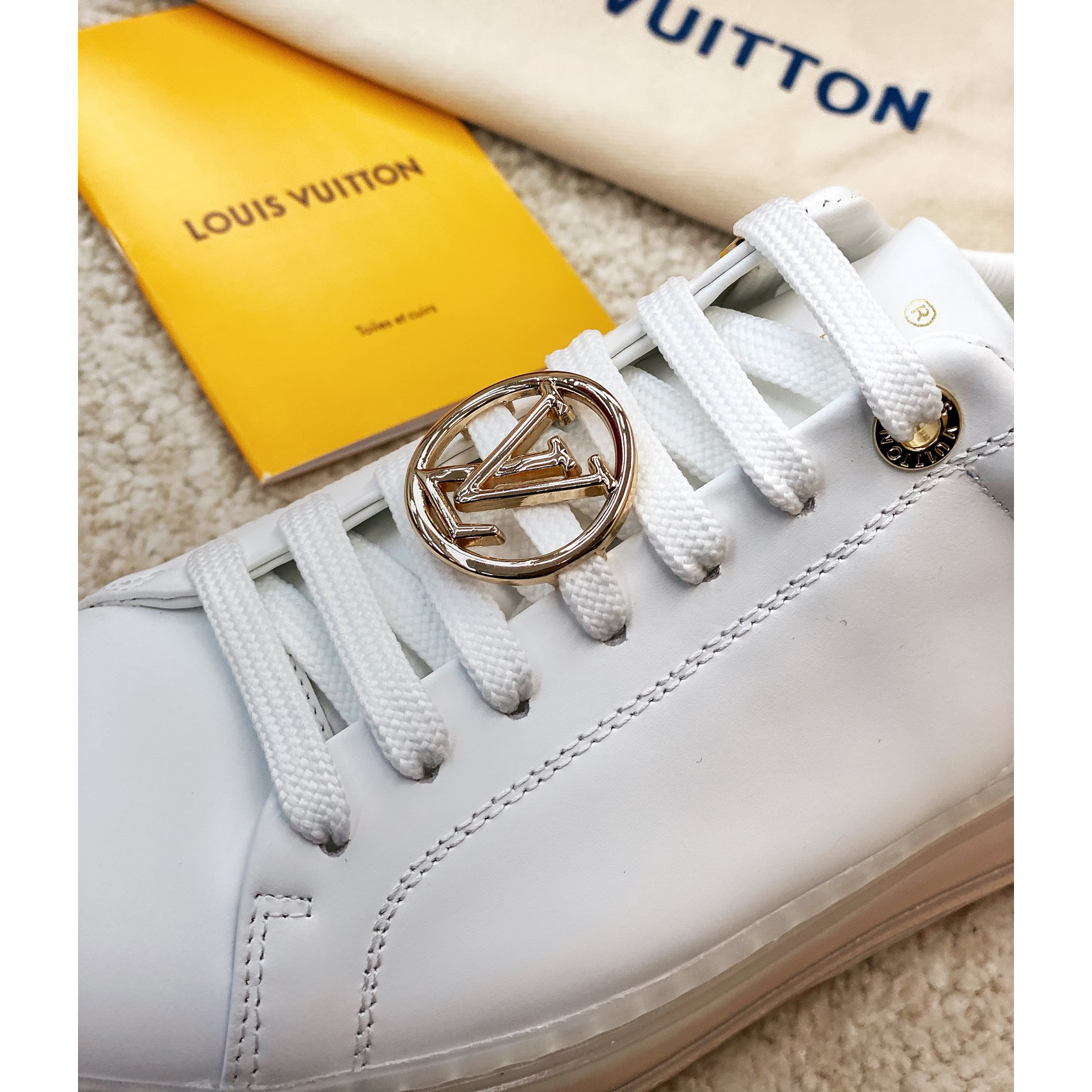 Louis Vuitton Logo Transparent Sole Sneaker  - EUR FASHION