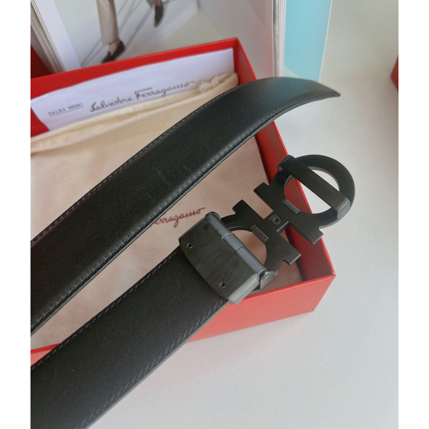 Ferragamo Black Leather Belt - EUR FASHION