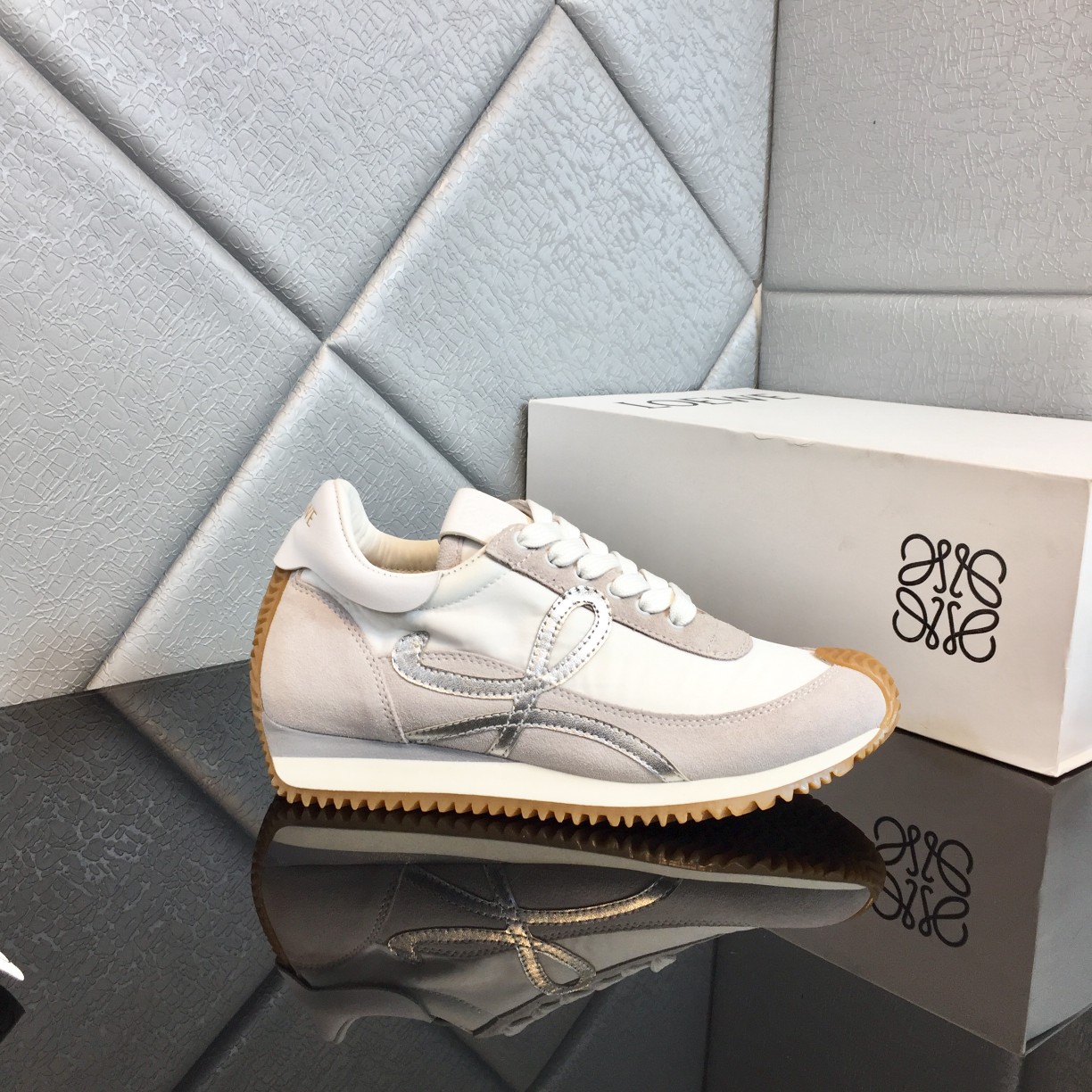Loewe Flow Runner In Calfskin - EUR FASHION