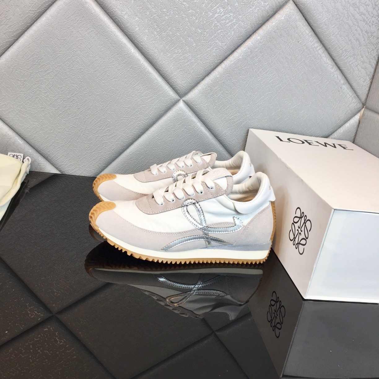 Loewe Flow Runner In Calfskin - EUR FASHION