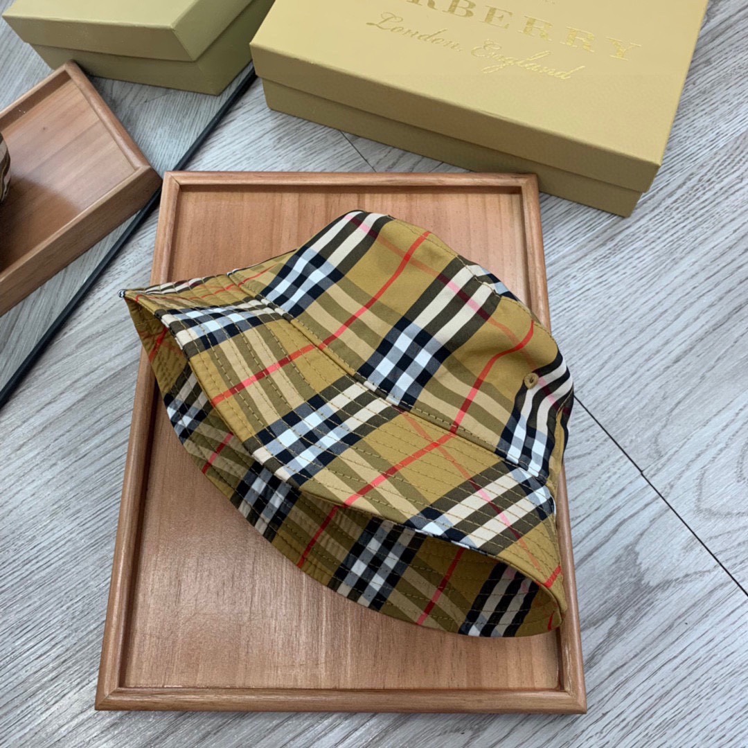 Burberry Vintage Check Cotton Bucket Hat - EUR FASHION