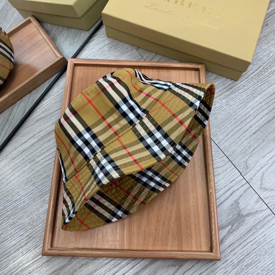 Burberry Vintage Check Cotton Bucket Hat - EUR FASHION