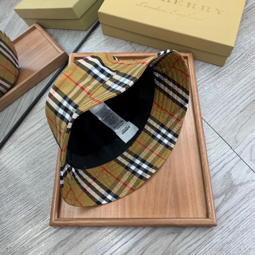 Burberry Vintage Check Cotton Bucket Hat - EUR FASHION