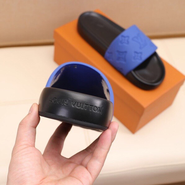 Louis Vuitton Monogram Slippers - EUR FASHION