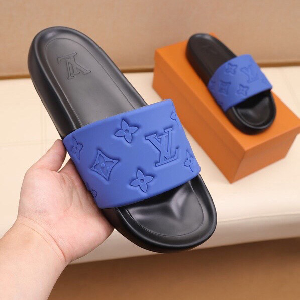 Louis Vuitton Monogram Slippers - EUR FASHION