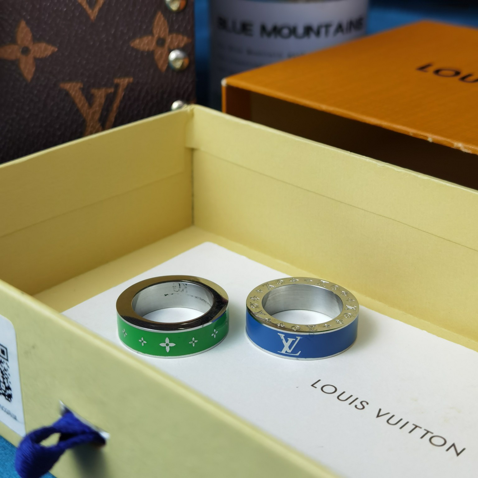 Louis Vuitton Rainbow Charms Ring - EUR FASHION