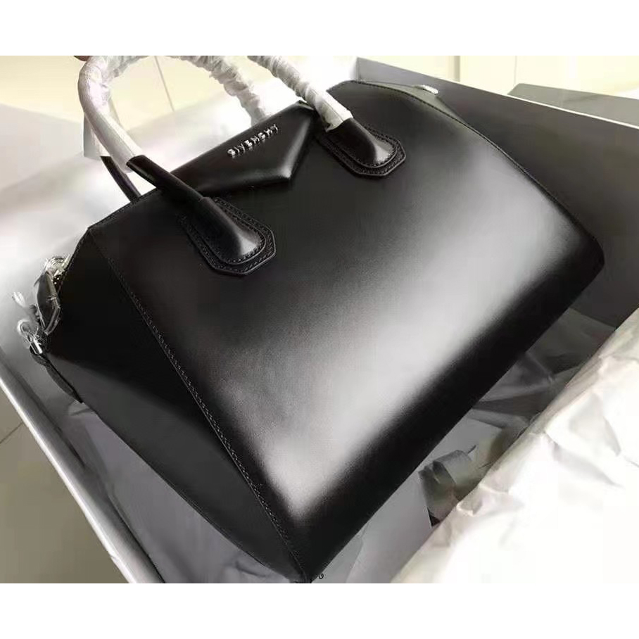 Givenchy Black Handbag(28-34-25CM) - EUR FASHION