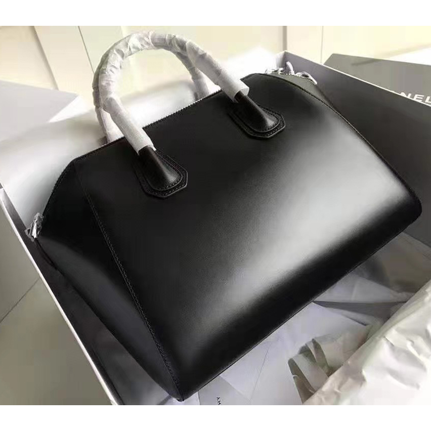 Givenchy Black Handbag(28-34-25CM) - EUR FASHION