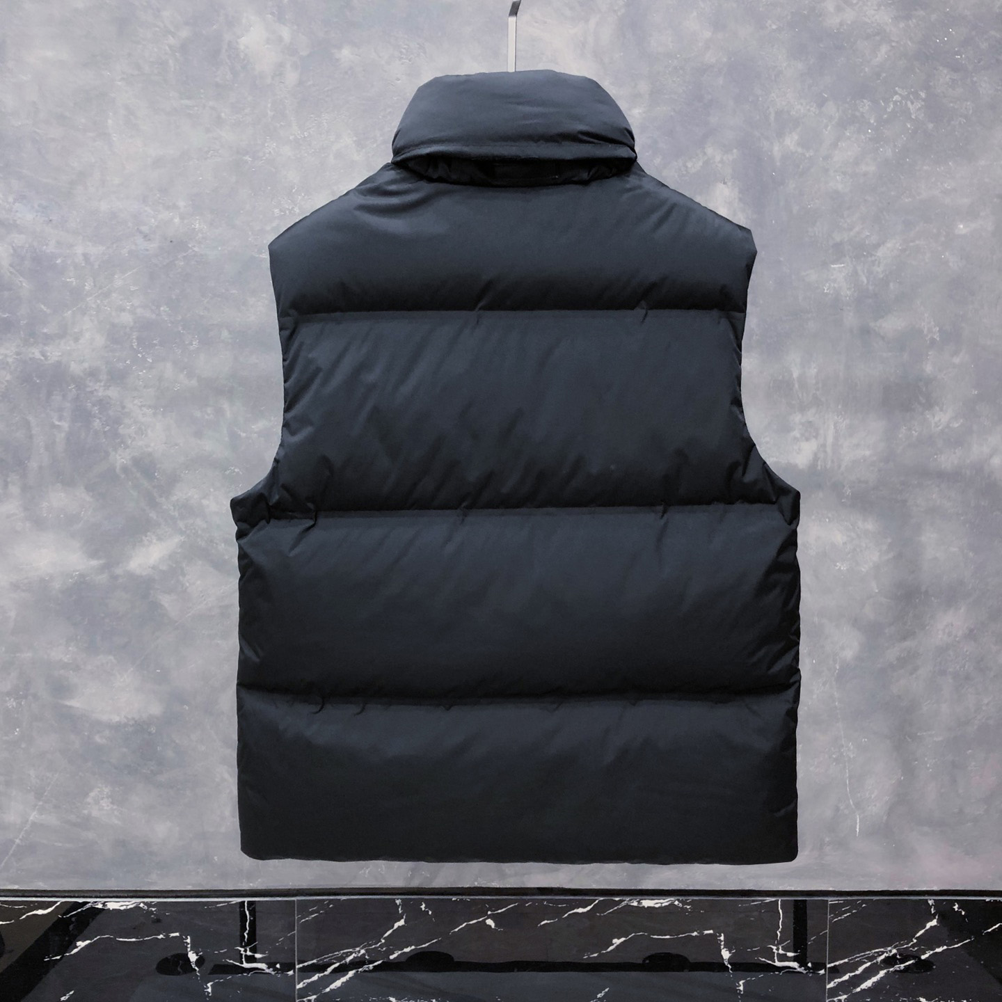 Prada Prada Logo Vest Jacket In Black - EUR FASHION