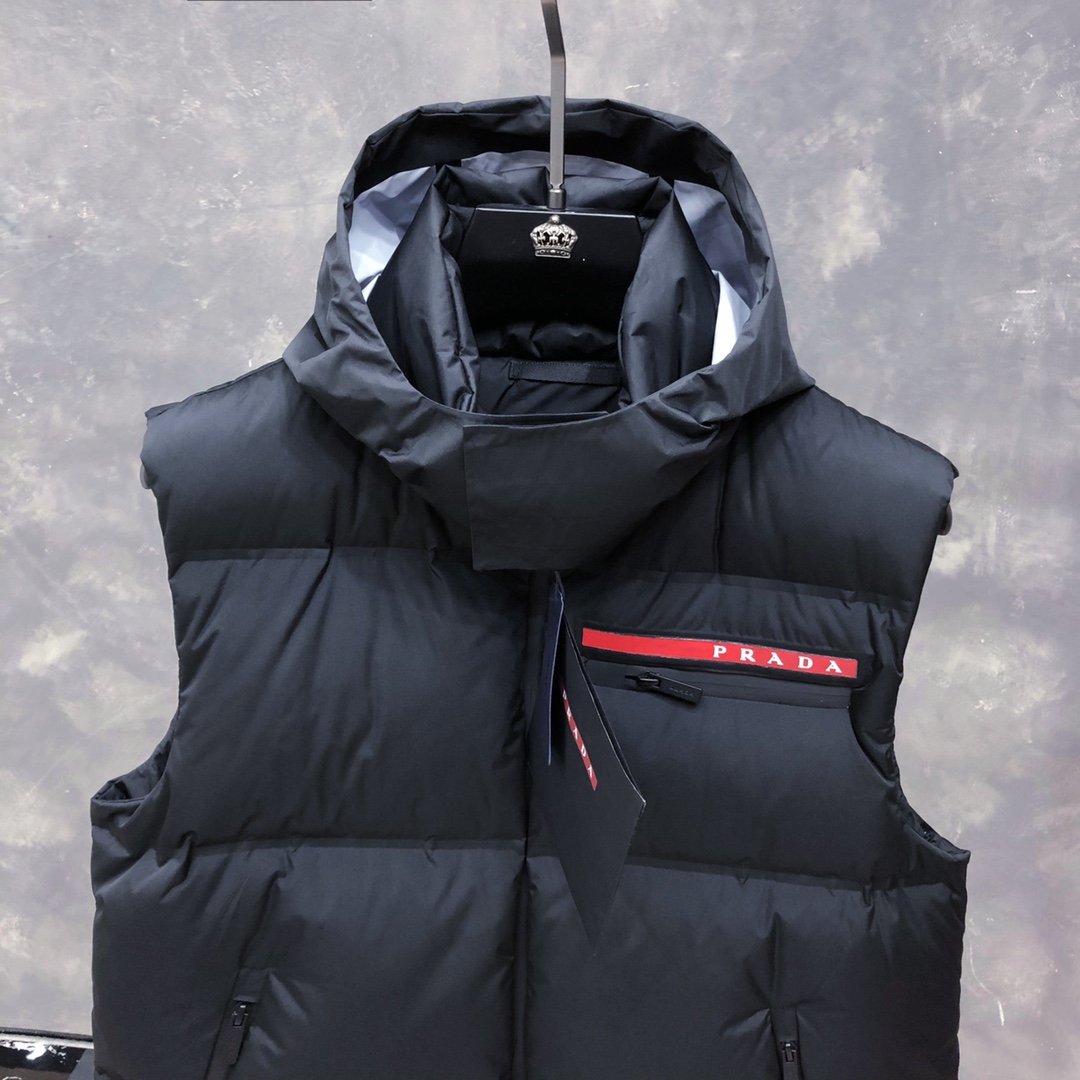 Prada Prada Logo Vest Jacket In Black - EUR FASHION