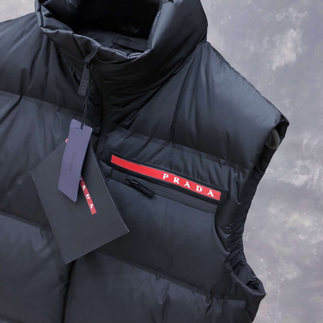 Prada Prada Logo Vest Jacket In Black - EUR FASHION