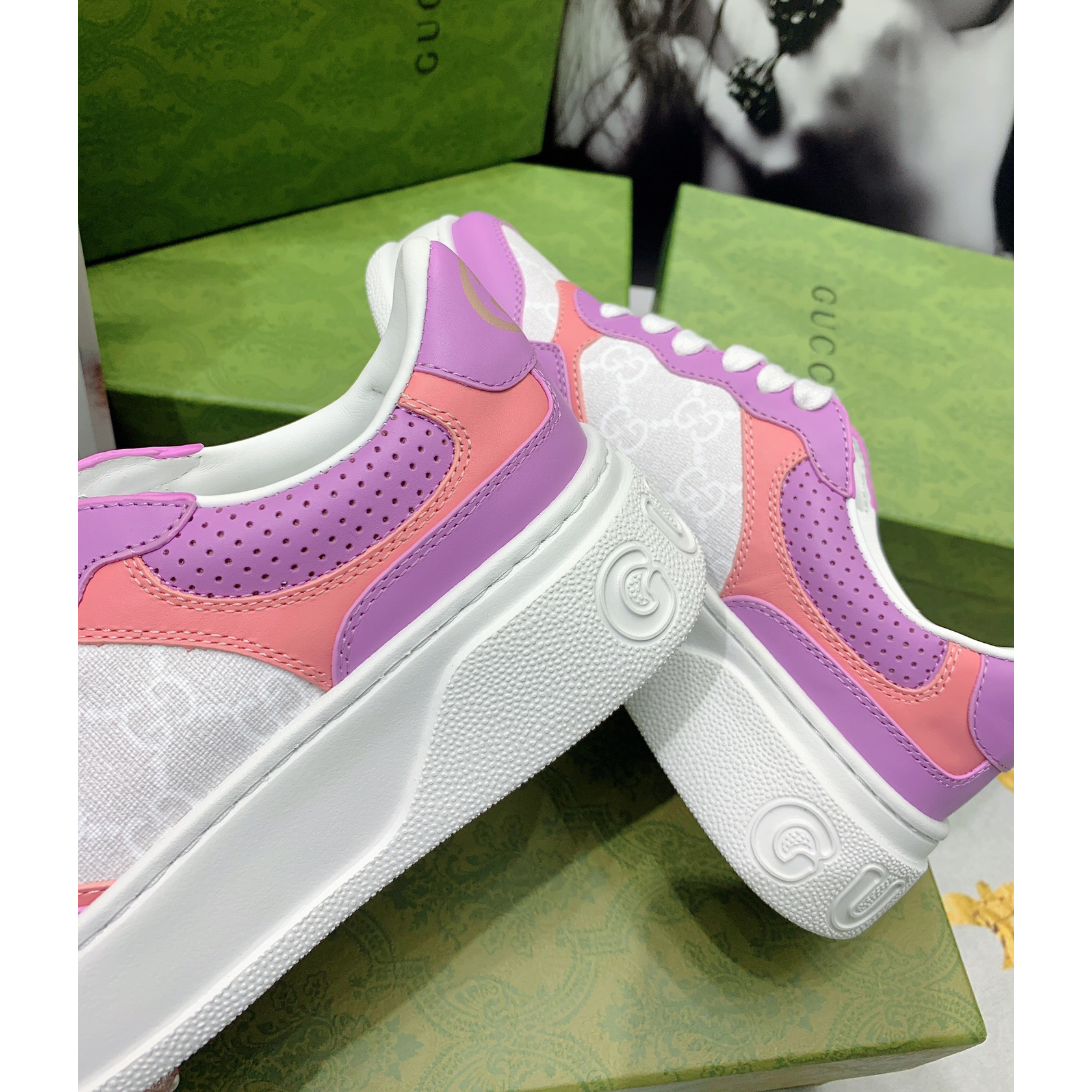 Gucci GG Chunky B SeriesMen's &Women's Sneakers - EUR FASHION