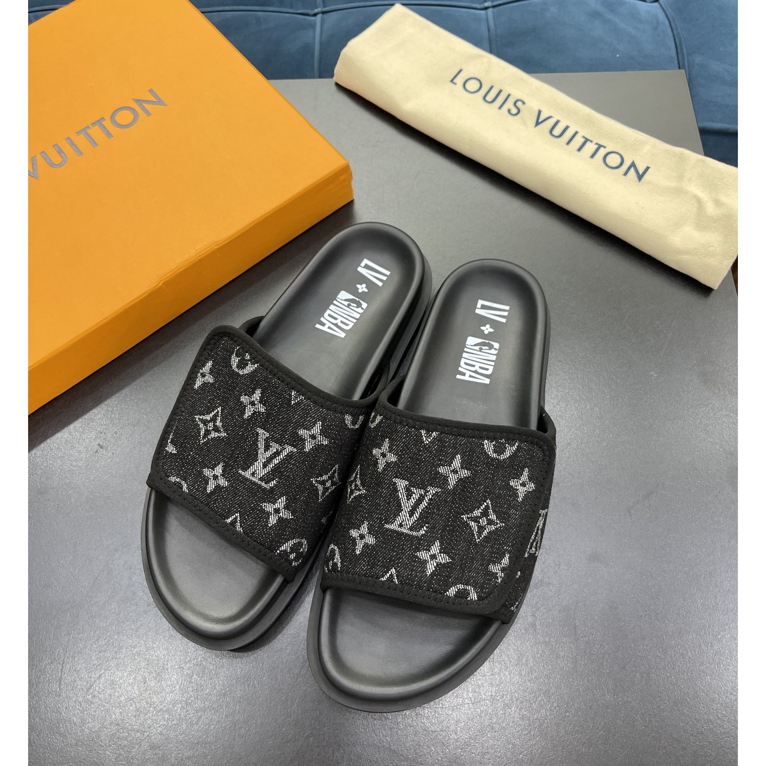 Louis Vuitton x NBA Monogram Slipper - EUR FASHION