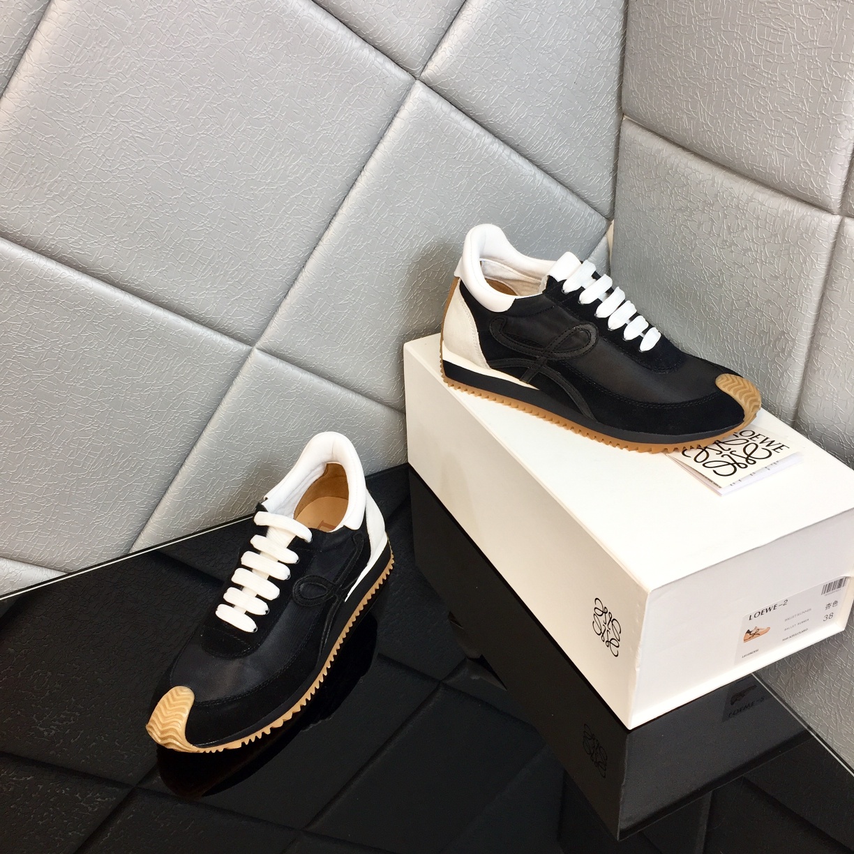 Loewe Flow Runner In Calfskin - EUR FASHION