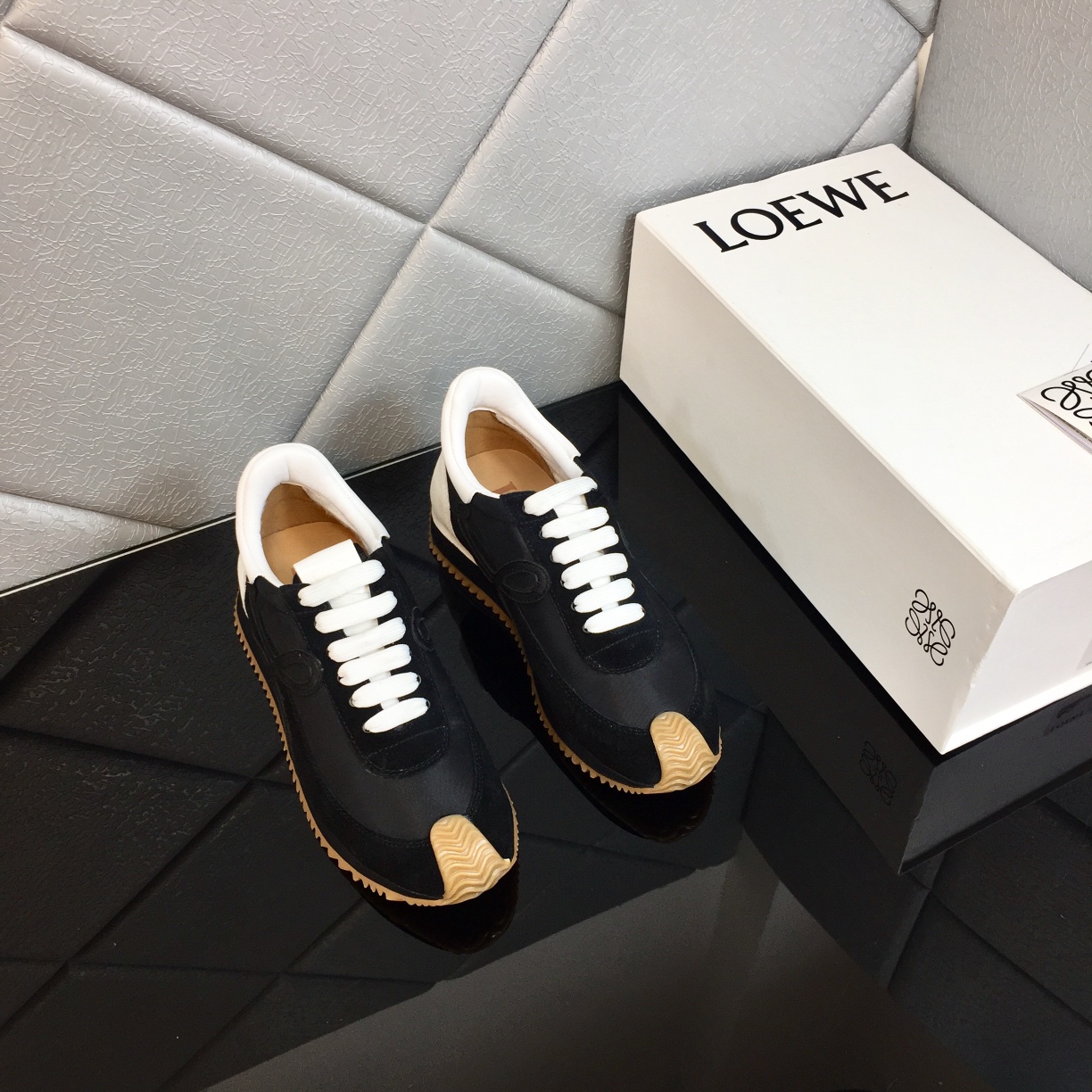 Loewe Flow Runner In Calfskin - EUR FASHION