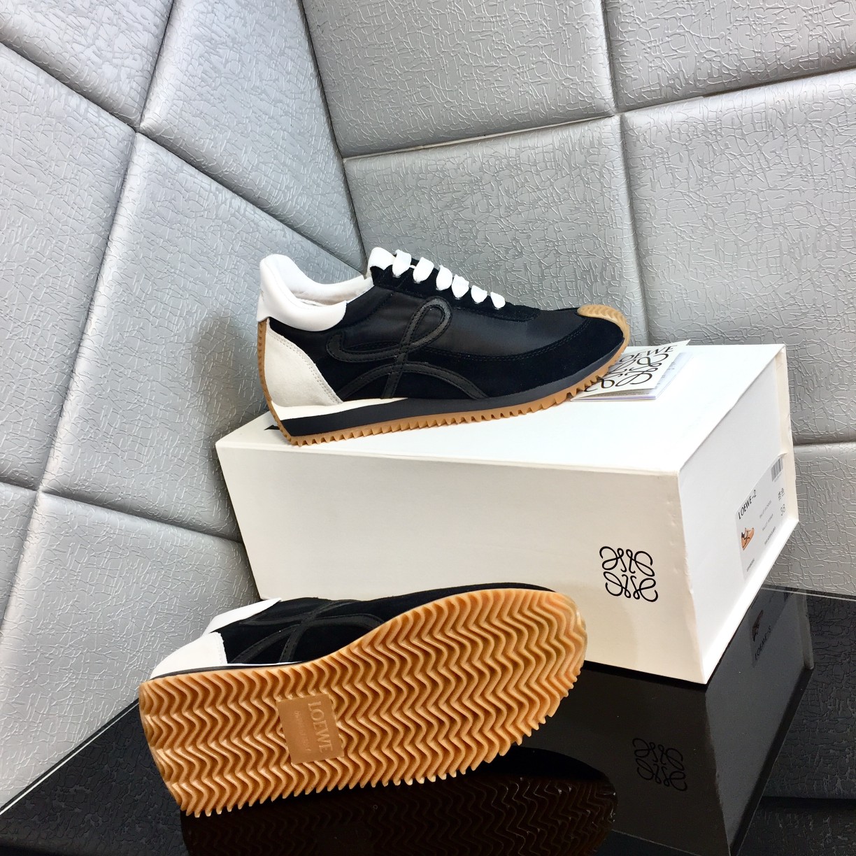 Loewe Flow Runner In Calfskin - EUR FASHION