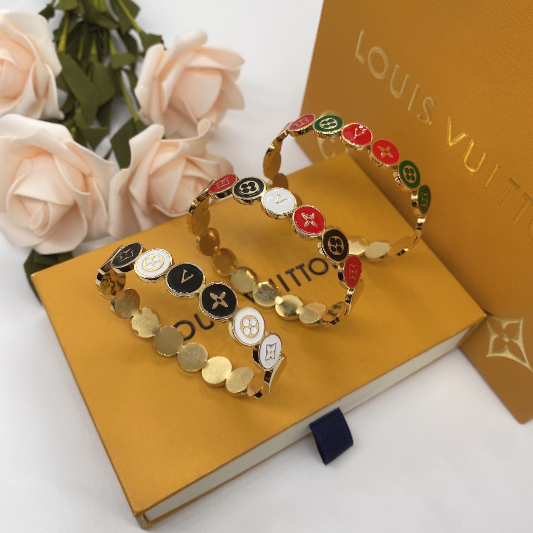 Louis Vuitton 'LV' Bracelet - EUR FASHION